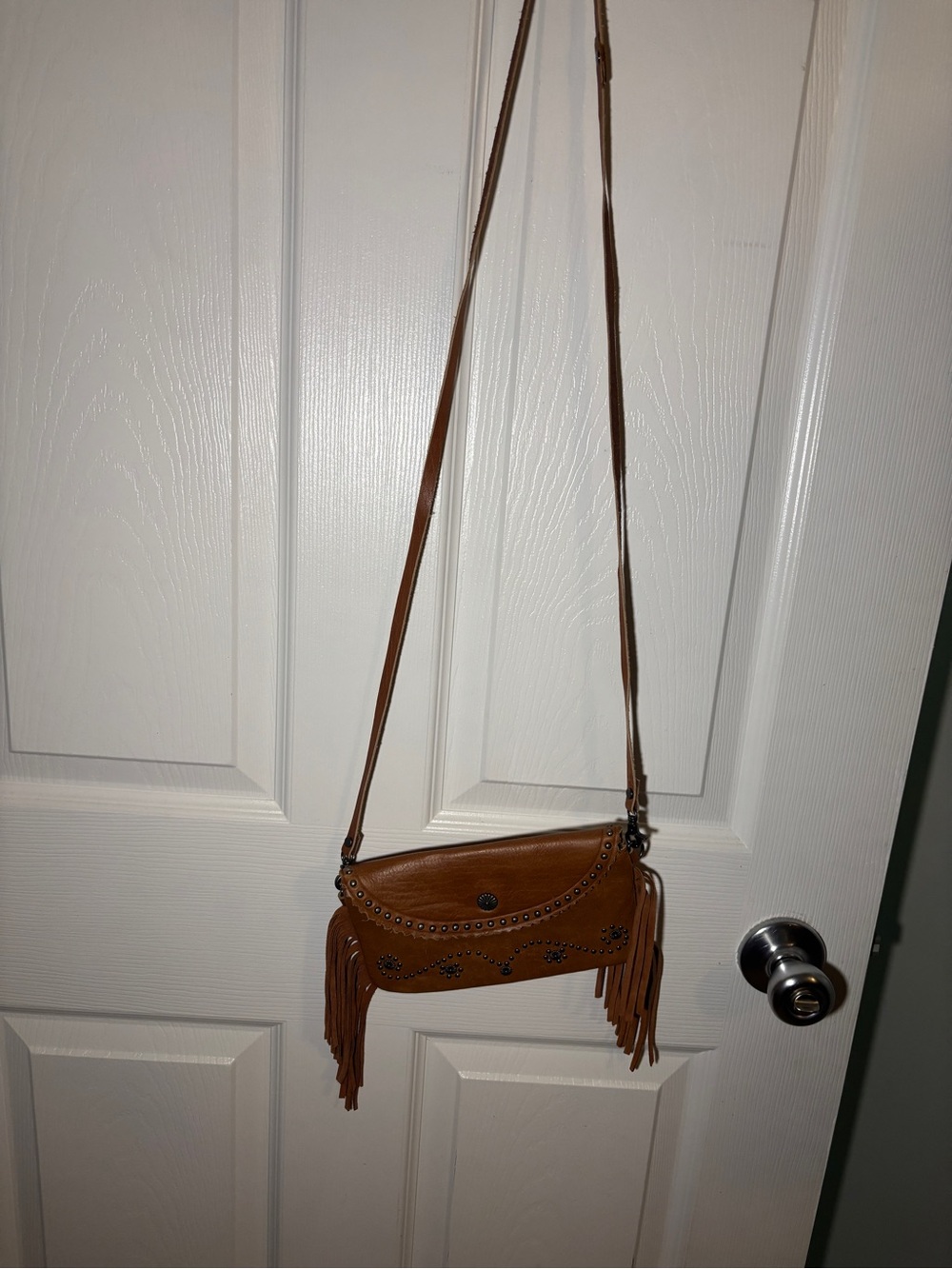 Montana West Fringed Studded Envelope Wristlet Clutch in Brown (genuine leather) - Picture 2 of 5